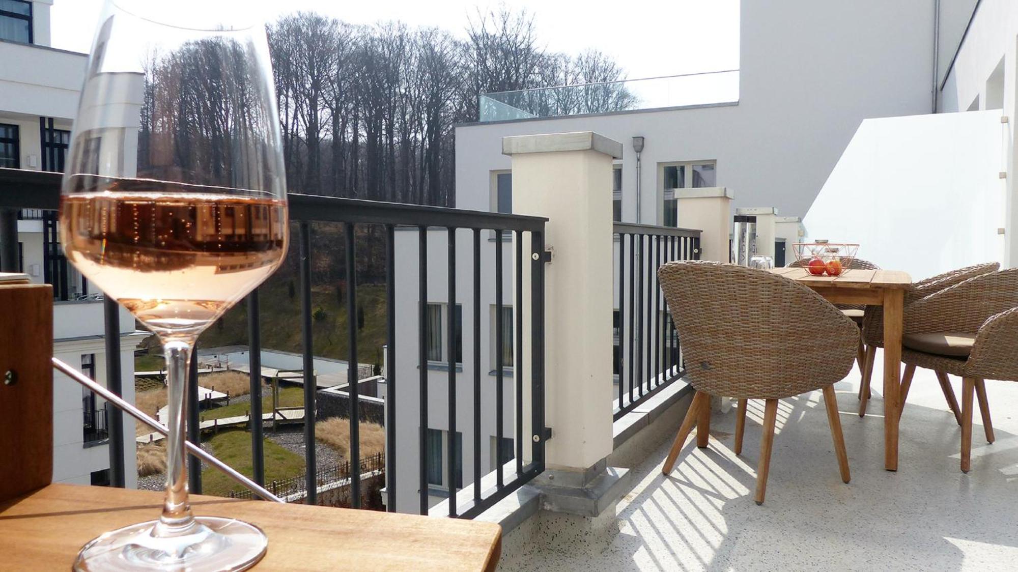 Pool Und Sauna Mit Meerblick, Direkt An Der Seebruecke - First Sellin Fewo 3 8 Zewnętrze zdjęcie